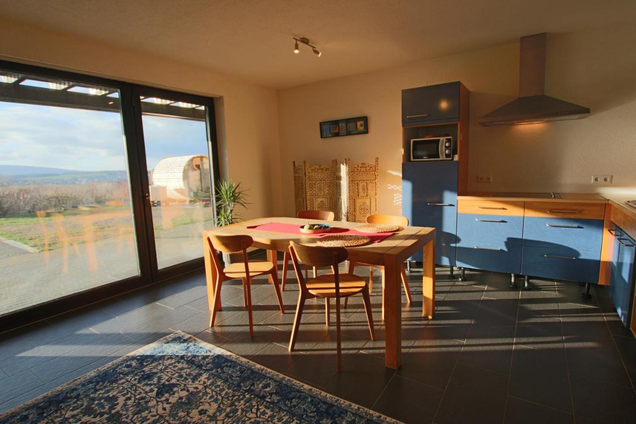 Hunsrueck Valley View Apartment With Cedar Sauna Bruschied Екстериор снимка